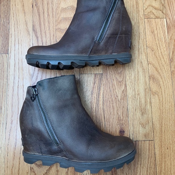 Sorel Shoes - 🤎 SOREL - Joan of Arctic Wedge II Zip Bootie